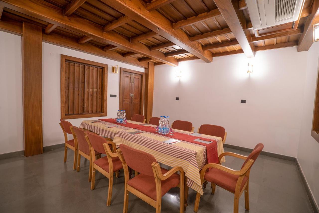 Surya Heritage Hotels Kannur Exteriör bild